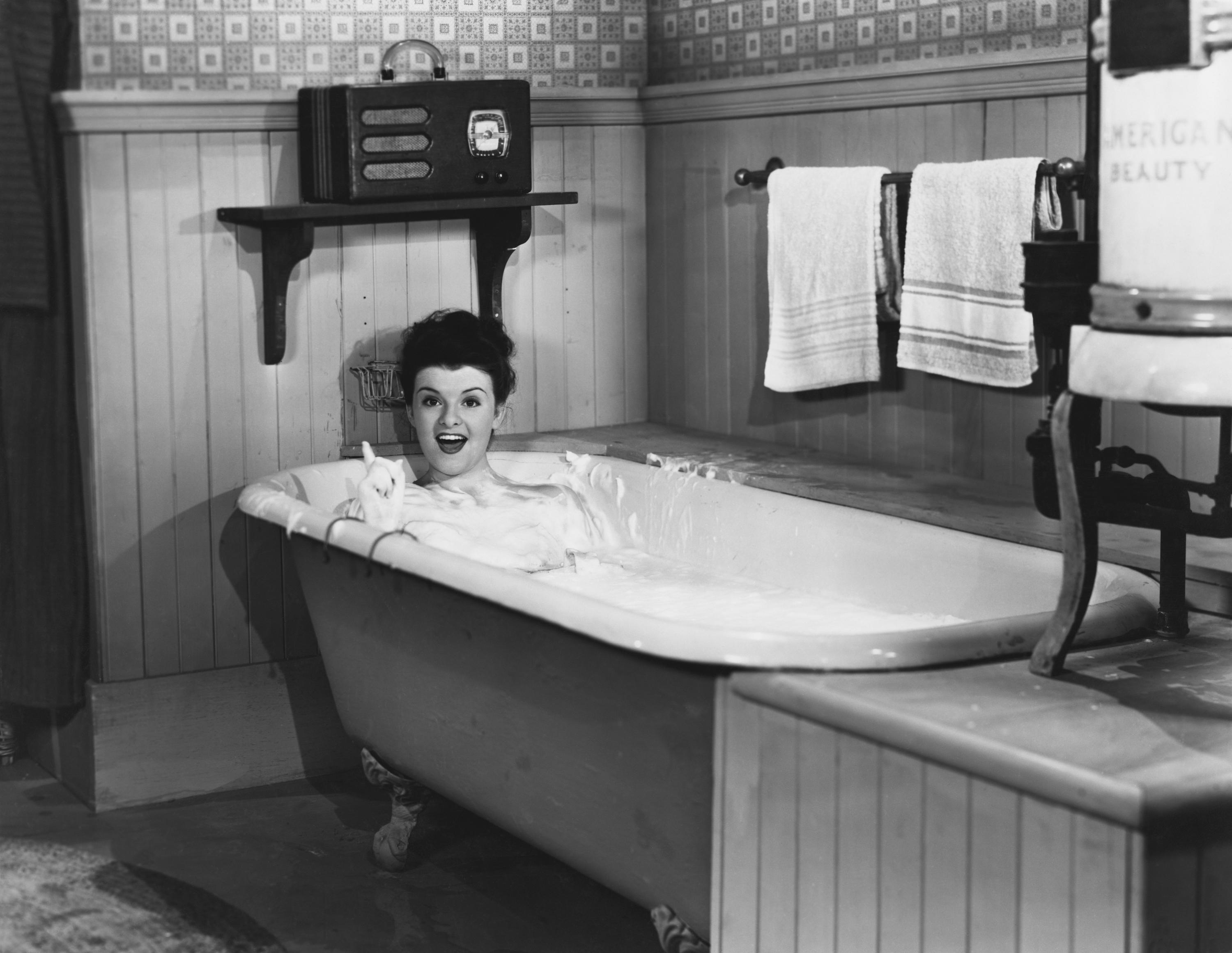 Geschichte des Badezimmers - wie sich unsere Vorfahren wuschen und wie ihre  Badezimmer aussahen